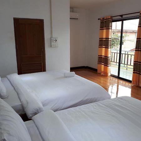 Alisona Hostel Vang Vieng Dış mekan fotoğraf