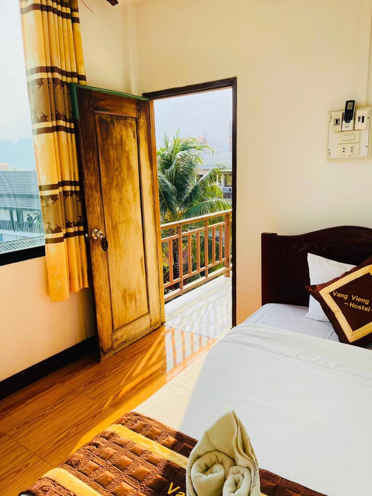 Alisona Hostel Vang Vieng Dış mekan fotoğraf